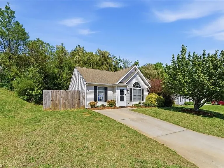 11 Franklinwood Dr — Photo 30