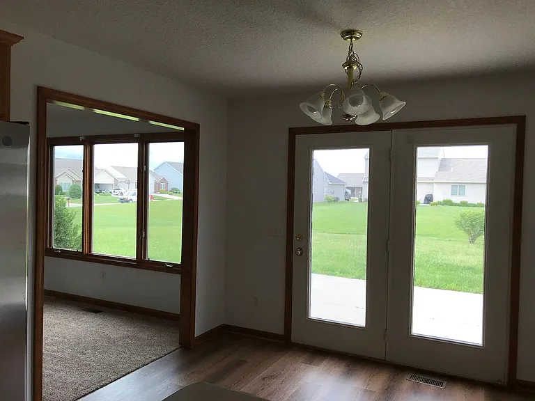 2726 Bearberry Ct — Photo 4