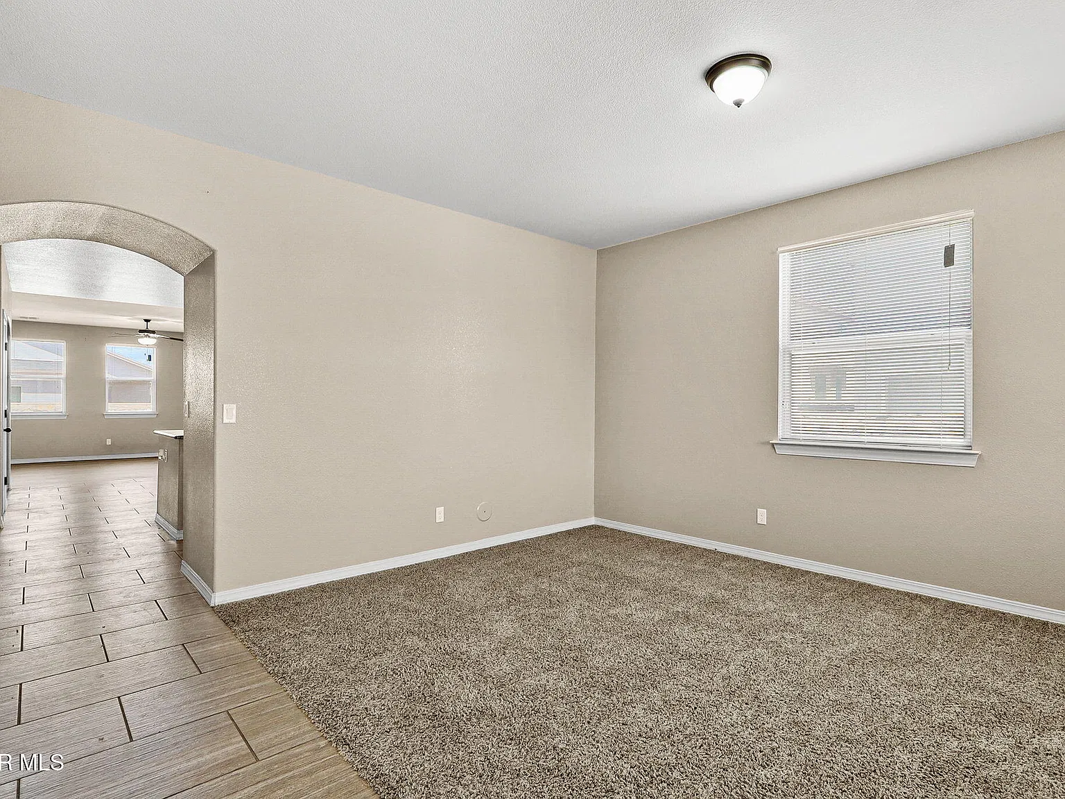 4 bed, 2.5 bath, 2547 sqft, $2,100 — Photo 4