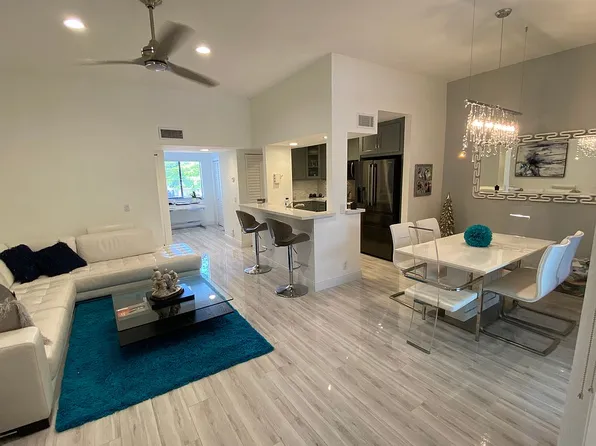 8050 NW 15th Mnr, Plantation, FL 33322
