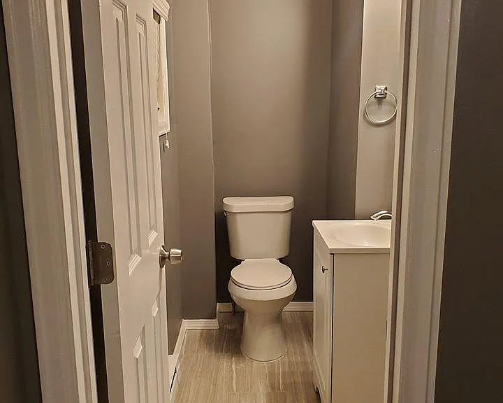 2263 W Parkhill Ave — Photo 9