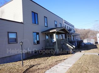 1213 1/2 W 1st St, Duluth, MN 55806