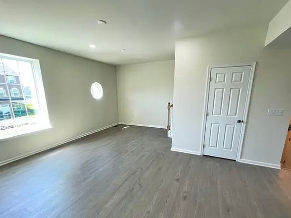 4th image of 1391 Black Forest Dr