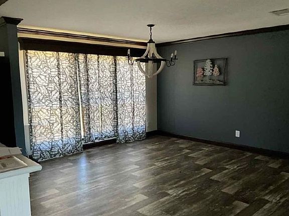 5th image of 120 Scarlett Dr