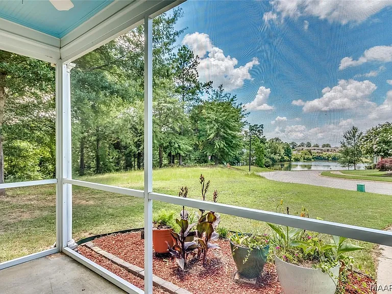 1211 Sadie Cir — Photo 5
