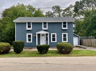 116 N 7th Ave, St Charles, IL