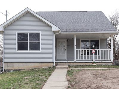 1266 E 34th St, Des Moines, IA, 50317