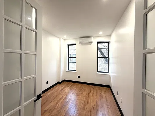 Bedroom, photo 3
