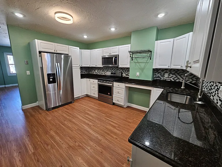 115 Washington St #A — Photo 2
