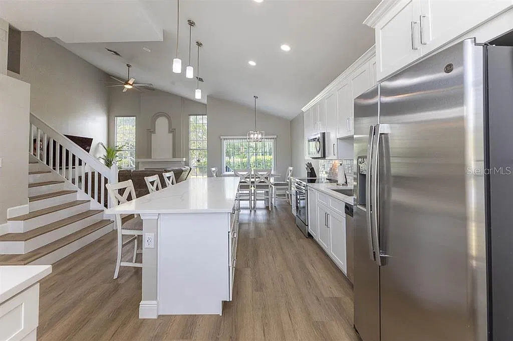 4 bed, 2.5 bath, 2071 sqft, $3,150 — Photo 1