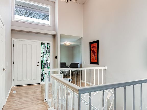 2nd image of 5424 Winding Creek Dr