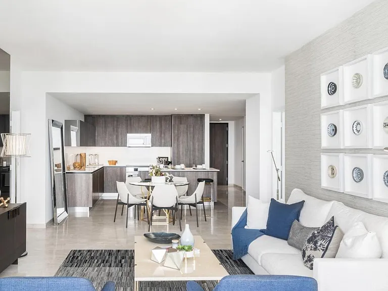 88 SW 7th St #3504 — Photo 3