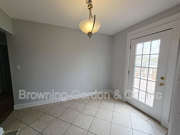 4th image of 1207 Sunnymeade Dr