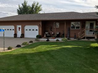 21 Golf Dr, Wentworth, SD 57075