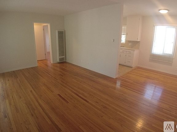 3rd image of 1227 11th St #I