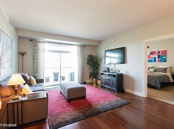 3rd image of 50 S Greeley St APT 409