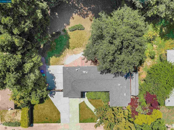 625 Pomona St, Crockett, CA 94525