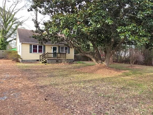 2052 Cedar Rd, Chesapeake, VA 23323