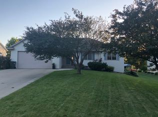 1305 29th St NW, Willmar, MN 56201