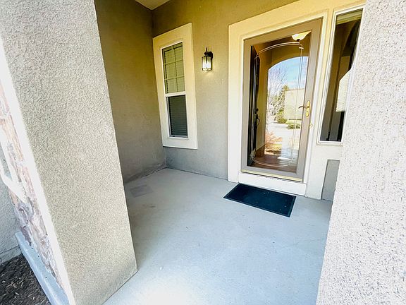 Front porch and entry area
