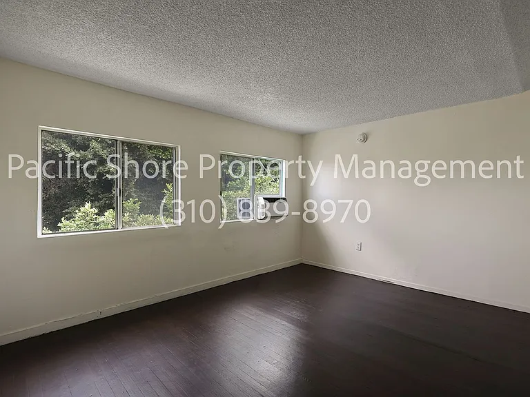 230 Bonnie Brae Apartments — Photo 7