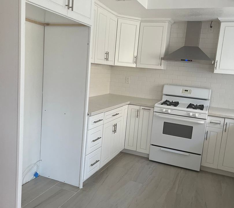 1st image of 220 N Stoneman Ave APT B