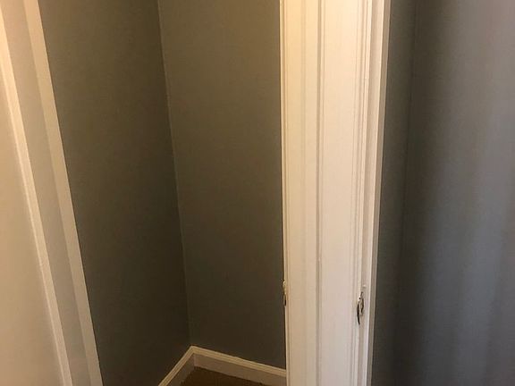 5th image of 1527 Exchange St #10