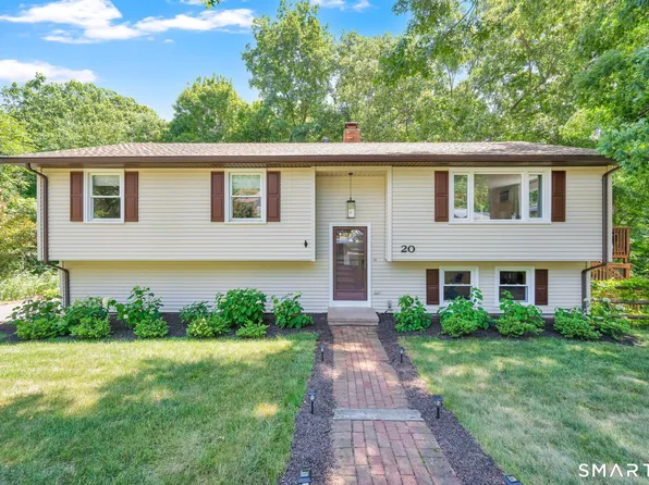 20 North Road, East Granby, CT 06026