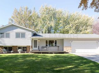 520 8th St E, West Fargo, ND 58078