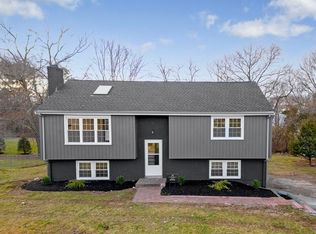 19 Colts Way, Attleboro, MA 02703