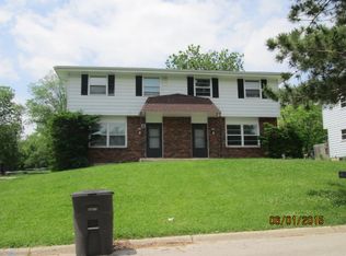 838 Badger Ln, Lake Geneva, WI 53147