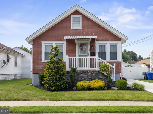244 Fernwood Ave, Burlington, NJ 08016