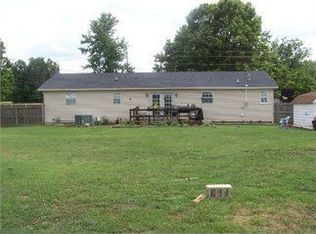 141 Smith St, McKenzie, TN 38201