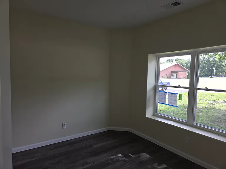 2250 S Shelby St — Photo 7