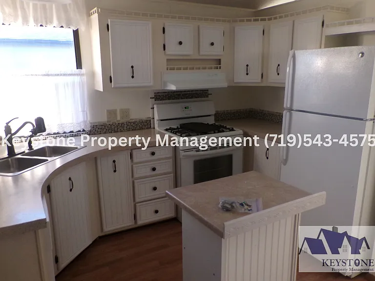 886 S Dante Dr — Photo 6