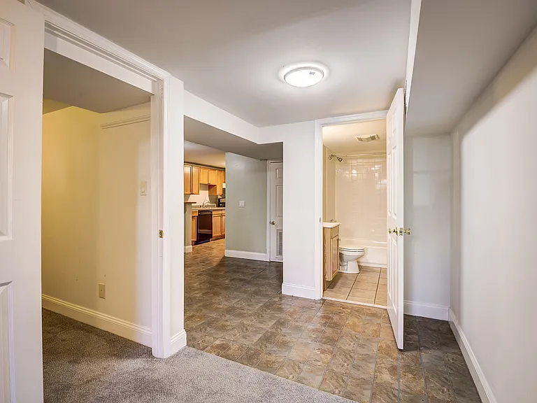 4008 Illinois Ave NW #B — Photo 11