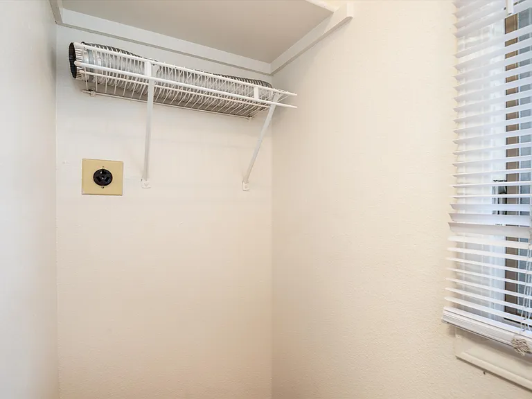 8972 W Dartmouth Pl — Photo 14