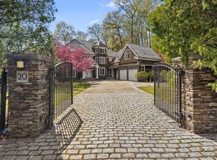 20 Laura Rd, Newton, MA 02468