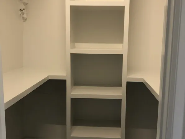 297 4th Street image 18 of 24