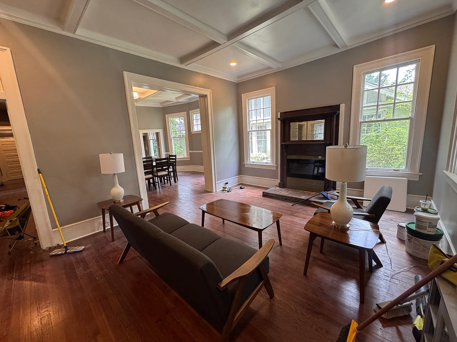 3 bed, 1989 sqft, $1,950 — Photo 2