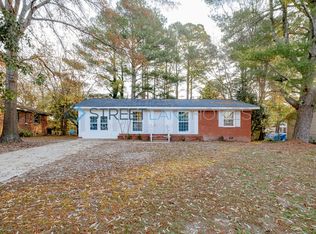2607 Sedgefield Dr, Fayetteville, NC 28306