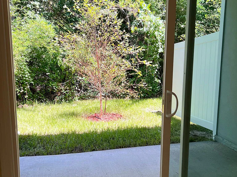 944 Rotary Rd — Photo 20
