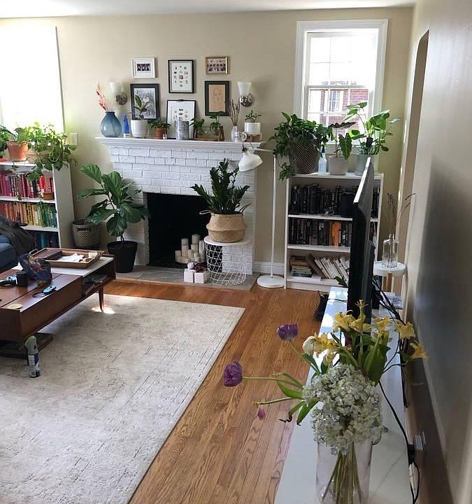 1st image of 604 N Emerson St #1