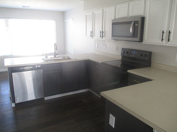 3rd image of 7727 W Eugie Ave