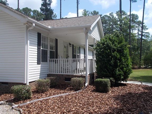 3rd image of 213 River Forest Dr