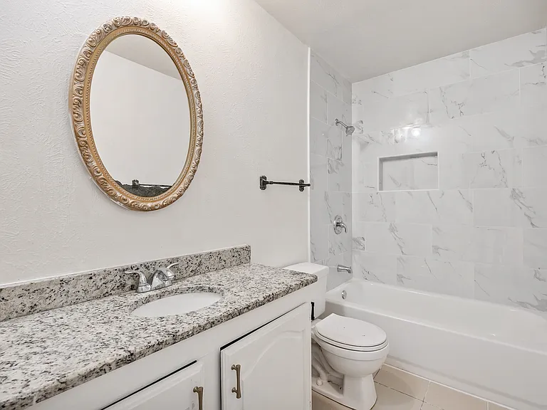2933 Silverdale Ln — Photo 16