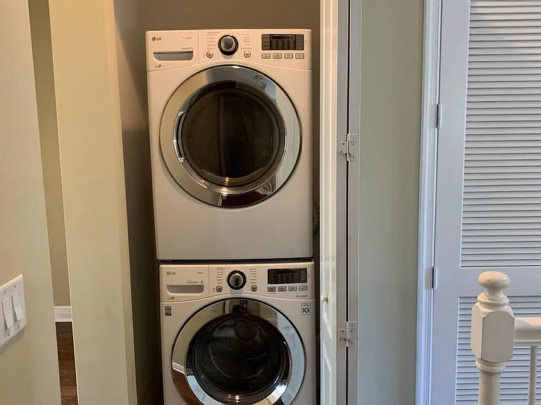 3235 SW 16th Ter #3235 — Photo 9