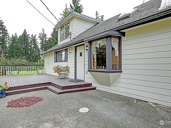 2nd image of 391 E Cambrae Dr Drive