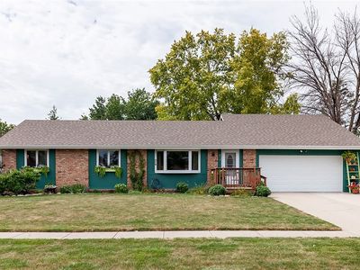 817 Hickory Dr, Huxley, IA, 50124
