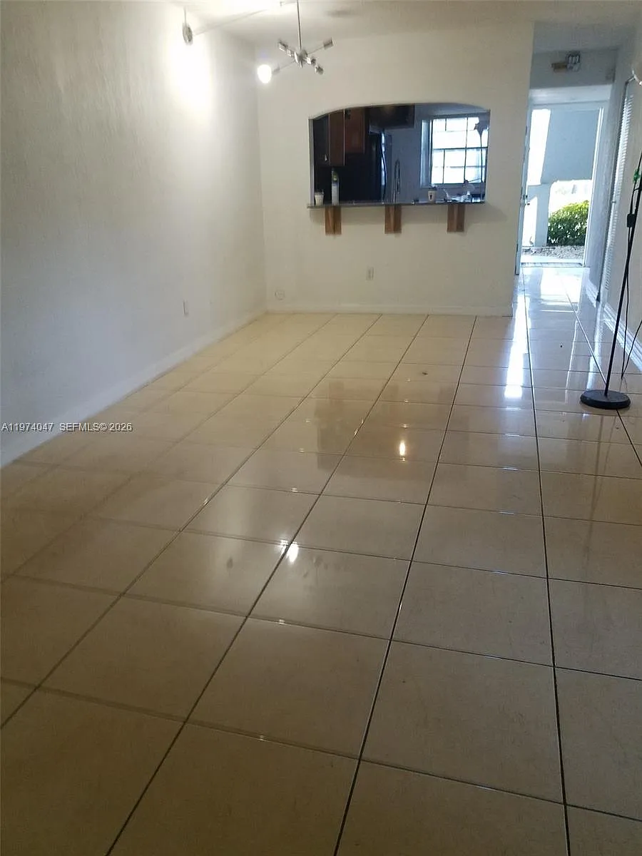 Building Photo - 426 NE 210th Circle Ter #2-101